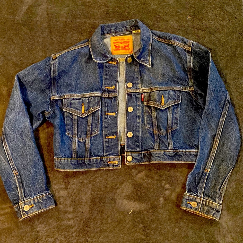 Women’s Levi jean jacket. Size small